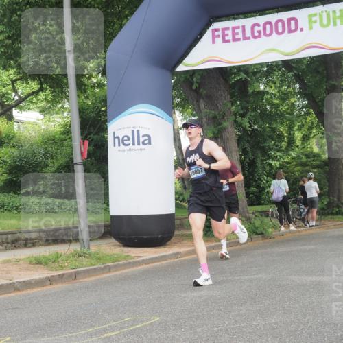 29.06.2025 - hella hamburg halbmarathon KatJ http://msf.ph/oto/8311742 29.06.2025 10:15:23 Zwischen KM18-KM19  meine-sportfotos.de