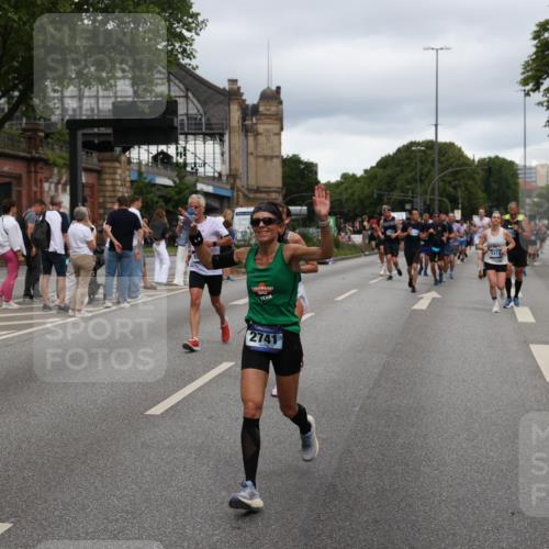 29.06.2025 - hella hamburg halbmarathon Yannick Fuchs http://msf.ph/oto/8311893 29.06.2025 10:50:37 20KM 1583, 1955, 2083, 2741, 3413, 3836, 4152, 4940, 5418, 5492, 5570, 6399, 6416, 6835, 7037, 7547, 7716, 8393, 8542, 8652, 8669, 8825, 9488, 9727, 9820, 9884, 9907, 9934, 10093, 10212, 10665, 11083, 11212, 12014, 12348, 12440, 12523, 12590, 12712, 13394, 13666, 13691, 13750, 14139, 14408, 14588, 14678, 14867, 15097, 15407, 15431, 15695, 15712, 16113, 16121, 16257, 16261, 16634, 16679, 17268, 17660, 17993, 18208, 18652, 18719, 18867, 18899, 19091 meine-sportfotos.de