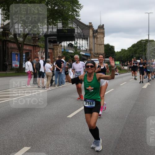 29.06.2025 - hella hamburg halbmarathon Yannick Fuchs http://msf.ph/oto/8312042 29.06.2025 10:50:37 20KM 1583, 1955, 2083, 2741, 3413, 3836, 4152, 4940, 5418, 5492, 5570, 6399, 6416, 6835, 7037, 7547, 7716, 8393, 8542, 8652, 8669, 8825, 9488, 9727, 9820, 9884, 9907, 9934, 10093, 10212, 10665, 11083, 11212, 12014, 12348, 12440, 12523, 12590, 12712, 13394, 13666, 13691, 13750, 14139, 14408, 14588, 14678, 14867, 15097, 15407, 15431, 15695, 15712, 16113, 16121, 16257, 16261, 16634, 16679, 17268, 17660, 17993, 18208, 18652, 18719, 18867, 18899, 19091 meine-sportfotos.de