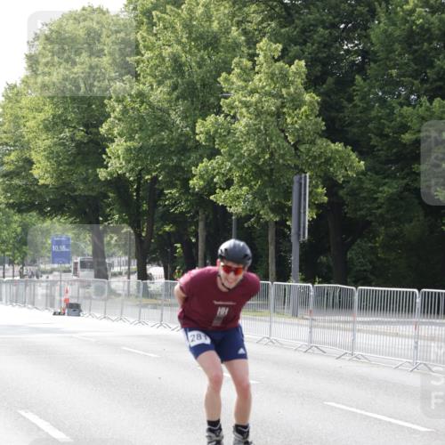 29.06.2025 - hella hamburg halbmarathon Jannik Wohlers http://msf.ph/oto/8312087 29.06.2025 08:59:00 Lombardsbrücke  meine-sportfotos.de