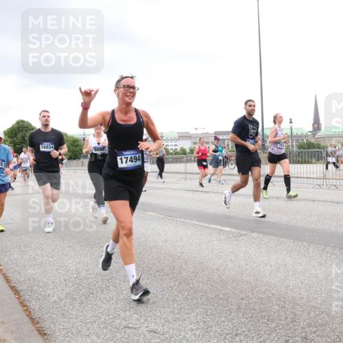 29.06.2025 - hella hamburg halbmarathon Lena Gebhardt http://msf.ph/oto/8312268 29.06.2025 10:56:35 Lombardsbrücke 9435, 16934, 6690, 17494, 7092, 291, 1047, 1113, 1738, 2095, 2143, 2307, 2887, 2915, 2991, 3257, 3348, 3418, 3438, 3516, 3517, 3520, 3614, 3675, 3676, 3953, 3987, 4083, 4094, 4118, 4354, 4773, 5237, 5438, 5580, 5589, 5693, 5757, 5911, 5944, 6348, 6349, 6690, 6968, 7025, 7028, 7090, 7307, 7381, 7711, 8005, 8108, 8150, 8305, 8517, 8606, 8766, 8939, 8943, 9172, 9210, 9383, 9435, 9606, 9910, 9948, 9953, 10555, 10569, 10571, 10740, 10784, 10987 meine-sportfotos.de
