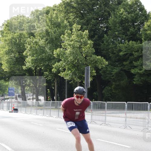 29.06.2025 - hella hamburg halbmarathon Jannik Wohlers http://msf.ph/oto/8312283 29.06.2025 08:59:00 Lombardsbrücke  meine-sportfotos.de