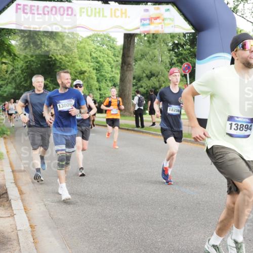 29.06.2025 - hella hamburg halbmarathon MichiJ http://msf.ph/oto/8312402 29.06.2025 10:36:13 Zwischen KM18-KM19 1892, 2340, 7367, 8216, 10480, 11961, 12149, 12747, 13009, 13450, 13570, 13894, 15857, 16205, 17743, 18206, 18758 meine-sportfotos.de