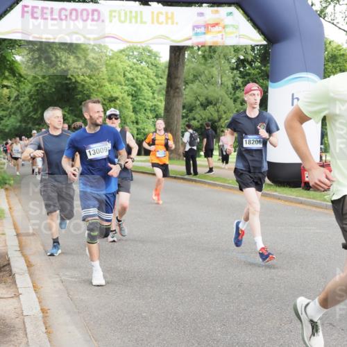 29.06.2025 - hella hamburg halbmarathon MichiJ http://msf.ph/oto/8312410 29.06.2025 10:36:13 Zwischen KM18-KM19 1892, 2340, 7367, 8216, 10480, 11961, 12149, 12747, 13009, 13450, 13570, 13894, 15857, 16205, 17743, 18206, 18758 meine-sportfotos.de