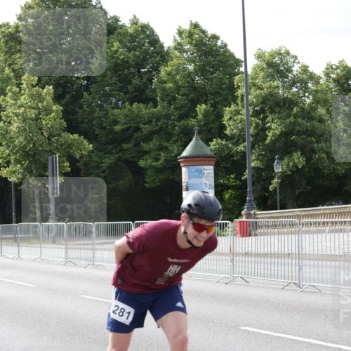 29.06.2025 - hella hamburg halbmarathon Jannik Wohlers http://msf.ph/oto/8312441 29.06.2025 08:59:01 Lombardsbrücke  meine-sportfotos.de