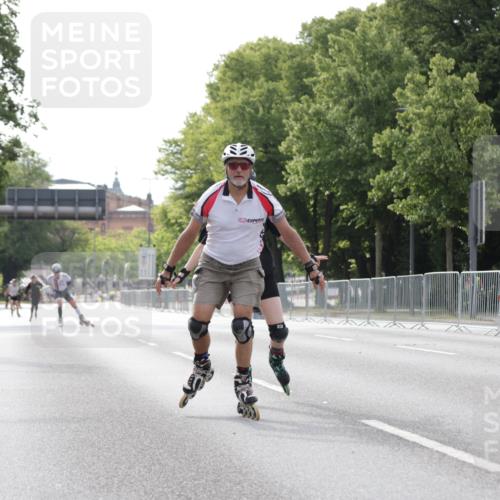 29.06.2025 - hella hamburg halbmarathon Jannik Wohlers http://msf.ph/oto/8312669 29.06.2025 08:59:09 Lombardsbrücke  meine-sportfotos.de