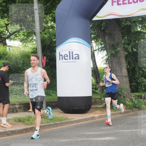 29.06.2025 - hella hamburg halbmarathon KatJ http://msf.ph/oto/8312781 29.06.2025 10:15:30 Zwischen KM18-KM19 1271 meine-sportfotos.de