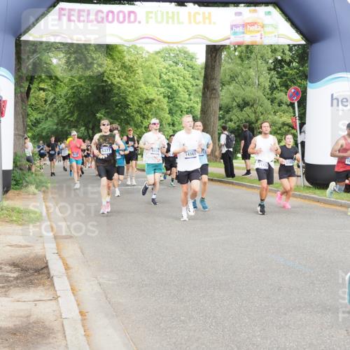 29.06.2025 - hella hamburg halbmarathon MichiJ http://msf.ph/oto/8313146 29.06.2025 10:36:22 Zwischen KM18-KM19 1163, 1176, 1914, 2260, 5421, 6377, 6389, 6923, 8889, 11779, xxx, 14383, 14511, 15590, 16094, 16269, 17905, 18251, 18815, 18974 meine-sportfotos.de