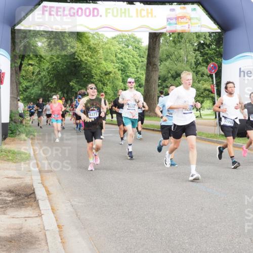29.06.2025 - hella hamburg halbmarathon MichiJ http://msf.ph/oto/8313280 29.06.2025 10:36:23 Zwischen KM18-KM19 1163, 1176, 1914, 2260, 5421, 6377, 6389, 6923, 8889, 11779, xxx, 14383, 15590, 16094, 16269, 17905, 18251, 18815, 18873, 18974 meine-sportfotos.de