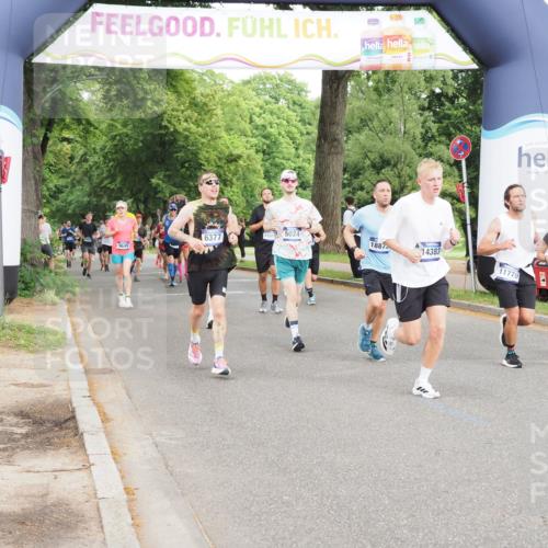 29.06.2025 - hella hamburg halbmarathon MichiJ http://msf.ph/oto/8313328 29.06.2025 10:36:23 Zwischen KM18-KM19 1163, 1176, 1914, 2260, 5421, 6377, 6389, 6923, 8889, 11779, xxx, 14383, 15590, 16094, 16269, 17905, 18251, 18815, 18873, 18974 meine-sportfotos.de