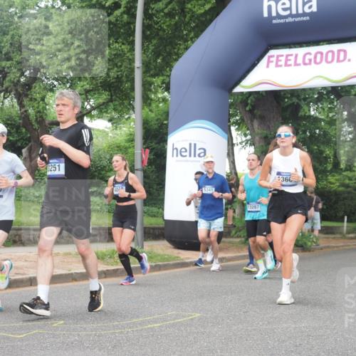 29.06.2025 - hella hamburg halbmarathon KatJ http://msf.ph/oto/8313428 29.06.2025 10:44:57 Zwischen KM18-KM19 2282, 2806, 2840, 2907, 3251, 4088, 5341, 6104, 7856 meine-sportfotos.de