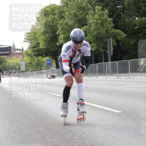29.06.2025 - hella hamburg halbmarathon Jannik Wohlers http://msf.ph/oto/8313542 29.06.2025 08:59:14 Lombardsbrücke  meine-sportfotos.de