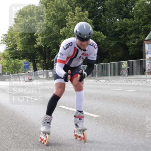 29.06.2025 - hella hamburg halbmarathon Jannik Wohlers http://msf.ph/oto/8313630 29.06.2025 08:59:14 Lombardsbrücke  meine-sportfotos.de