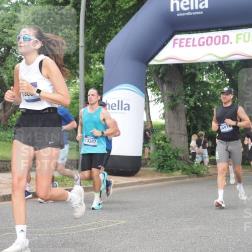 29.06.2025 - hella hamburg halbmarathon KatJ http://msf.ph/oto/8313655 29.06.2025 10:44:58 Zwischen KM18-KM19 1595, 2282, 2806, 2907, 3251, 4088, 5277, 5341, 6104, 6302, 7856 meine-sportfotos.de