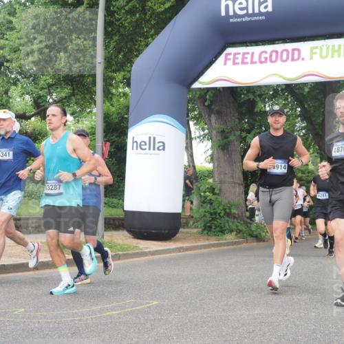 29.06.2025 - hella hamburg halbmarathon KatJ http://msf.ph/oto/8313709 29.06.2025 10:44:59 Zwischen KM18-KM19 1595, 2282, 2907, 3251, 4088, 5277, 5341, 6104, 6281, 6302 meine-sportfotos.de