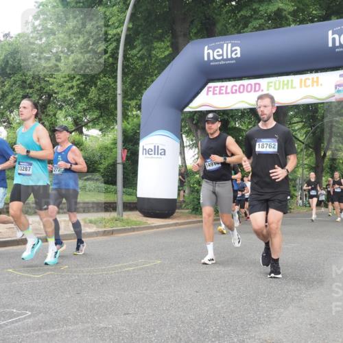 29.06.2025 - hella hamburg halbmarathon KatJ http://msf.ph/oto/8313739 29.06.2025 10:44:59 Zwischen KM18-KM19 1595, 2282, 2907, 3251, 4088, 5277, 5341, 6104, 6281, 6302 meine-sportfotos.de