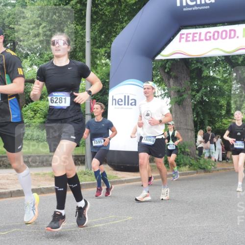 29.06.2025 - hella hamburg halbmarathon KatJ http://msf.ph/oto/8313856 29.06.2025 10:45:02 Zwischen KM18-KM19 1595, 3251, 4088, 5277, 5341, 6281, 6302 meine-sportfotos.de