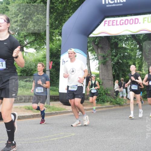 29.06.2025 - hella hamburg halbmarathon KatJ http://msf.ph/oto/8313895 29.06.2025 10:45:02 Zwischen KM18-KM19 1595, 3251, 4088, 5277, 5341, 6281, 6302 meine-sportfotos.de