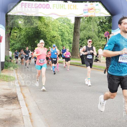 29.06.2025 - hella hamburg halbmarathon MichiJ http://msf.ph/oto/8313920 29.06.2025 10:36:26 Zwischen KM18-KM19 1163, 1176, 1537, 1914, 2516, 3976, 4183, 5024, 5421, 5460, 6377, 6389, 6923, 8889, 9649, 11779, 14383, 15519, 15917, 16094, 16269, 17905, 18815, 18873, 18974 meine-sportfotos.de