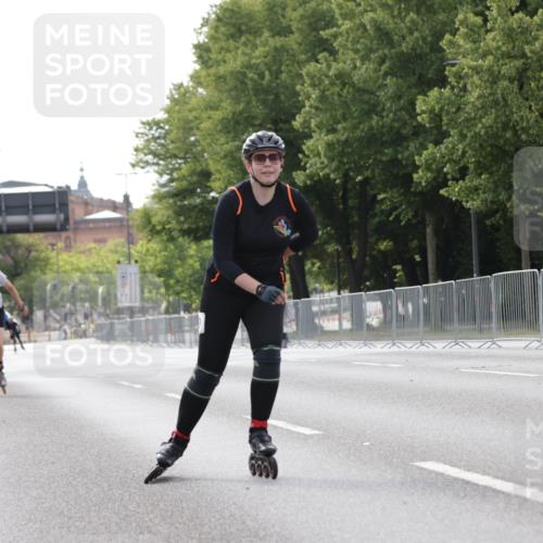 29.06.2025 - hella hamburg halbmarathon Jannik Wohlers http://msf.ph/oto/8314061 29.06.2025 08:59:20 Lombardsbrücke  meine-sportfotos.de