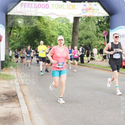 29.06.2025 - hella hamburg halbmarathon MichiJ http://msf.ph/oto/8314106 29.06.2025 10:36:27 Zwischen KM18-KM19 1163, 1176, 1537, 1914, 2516, 3976, 3985, 4183, 4185, 5024, 5421, 5460, 6377, 6389, 6923, 9649, 11467, 11779, 14383, 15519, 15917, 16094, 16269, 17905, 18873 meine-sportfotos.de