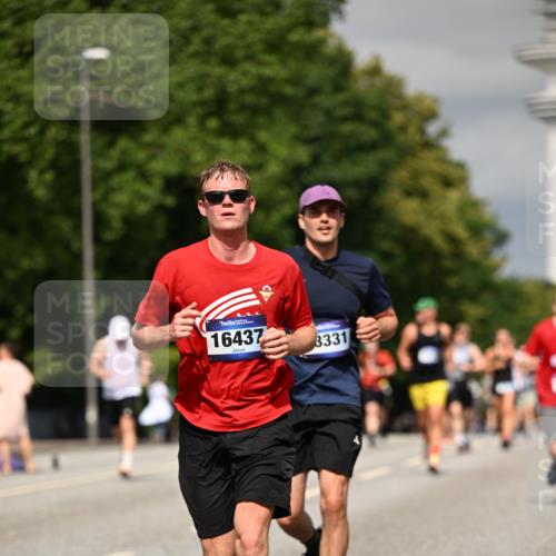 29.06.2025 - hella hamburg halbmarathon Dr. Thomas Lammeyer http://msf.ph/oto/8314259 29.06.2025 10:17:12 Kennedybrücke 1007, 1328, 1859, 2961, 3218, 3729, 4187, 4554, 4950, 5597, 5598, 6026, 7346, 8115, 8279, 8913, 9128, 9527, 10581 meine-sportfotos.de