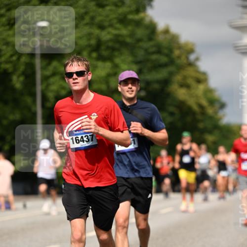 29.06.2025 - hella hamburg halbmarathon Dr. Thomas Lammeyer http://msf.ph/oto/8314298 29.06.2025 10:17:12 Kennedybrücke 1007, 1328, 1859, 2961, 3218, 3729, 4187, 4554, 4950, 5597, 5598, 6026, 7346, 8115, 8279, 8913, 9128, 9527, 10581 meine-sportfotos.de