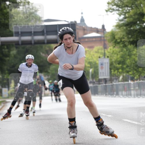 29.06.2025 - hella hamburg halbmarathon Jannik Wohlers http://msf.ph/oto/8314396 29.06.2025 08:59:23 Lombardsbrücke  meine-sportfotos.de