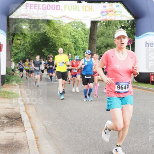 29.06.2025 - hella hamburg halbmarathon MichiJ http://msf.ph/oto/8314411 29.06.2025 10:36:28 Zwischen KM18-KM19 1163, 1176, 1537, 1914, 2516, 3976, 3985, 4183, 4185, 5024, 5421, 5460, 6377, 6389, 9649, 11467, 11779, 14383, 15519, 15917, 16094, 16269, 17127, 18598, 18873 meine-sportfotos.de