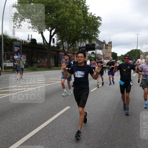 29.06.2025 - hella hamburg halbmarathon Yannick Fuchs http://msf.ph/oto/8314688 29.06.2025 10:50:43 20KM 1485, 1583, 1955, 2034, 2741, 3413, 3435, 3836, 4940, 5033, 5418, 5492, 6399, 6416, 6835, 7716, 8393, 8542, 8652, 8669, 8825, 9488, 9727, 9820, 9884, 9907, 9934, 10133, 10212, 11083, 11212, 11590, 11612, 12014, 12348, 12440, 12523, 12590, 12712, 13394, 13666, 13750, 13863, 14139, 14369, 14408, 14678, 15097, 15145, 15431, 15695, 15712, 15726, 16113, 16257, 16261, 16470, 16634, 16679, 17617, 18208, 18652, 18719, 18899, 19091, 19184 meine-sportfotos.de