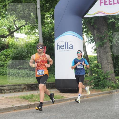 29.06.2025 - hella hamburg halbmarathon KatJ http://msf.ph/oto/8314774 29.06.2025 10:15:43 Zwischen KM18-KM19 4338, 8376 meine-sportfotos.de
