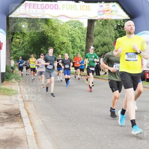 29.06.2025 - hella hamburg halbmarathon MichiJ http://msf.ph/oto/8314777 29.06.2025 10:36:30 Zwischen KM18-KM19 1537, 2516, 3976, 3985, 4183, 4185, 5024, 5460, 5705, 6389, 9126, 9638, 9649, 10053, 11467, 15519, 15917, 16094, 16269, 17127, 18598, 18873 meine-sportfotos.de
