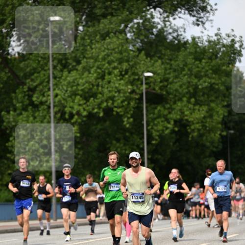 29.06.2025 - hella hamburg halbmarathon Dr. Thomas Lammeyer http://msf.ph/oto/8314988 29.06.2025 10:38:42 Kennedybrücke 1025, 1705, 2355, 2376, 2510, 2511, 2751, 2801, 3145, 3420, 3829, 4479, 4540, 4942, 5609, 6034, 6105, 6171, 6310, 6718, 6727, 6843, 7299, 7644, 8021, 8202, 8589, 8965, 9379, 9448, 9514, 10674, 11122, 11245 meine-sportfotos.de