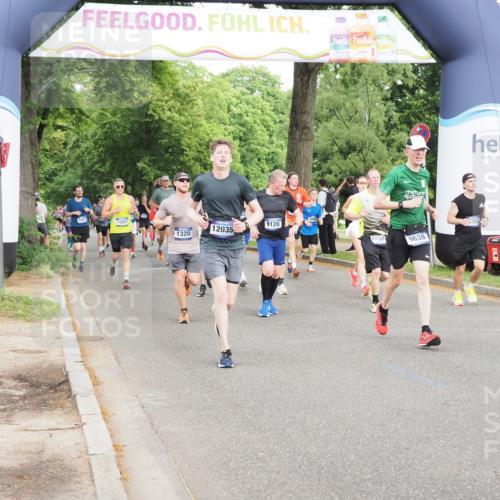 29.06.2025 - hella hamburg halbmarathon MichiJ http://msf.ph/oto/8315026 29.06.2025 10:36:31 Zwischen KM18-KM19 1537, 2516, 3976, 3985, 4183, 4185, 5024, 5460, 5705, 8302, 9126, 9638, 9649, 9965, 10053, 11467, 12035, 12840, 15519, 15917, 17127, 18350, 18598, 18873 meine-sportfotos.de