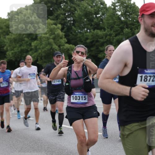 29.06.2025 - hella hamburg halbmarathon Jannik Wohlers http://msf.ph/oto/8315029 29.06.2025 10:38:46 Lombardsbrücke 1760, 1856, 2092, 2534, 2571, 2574, 2843, 2893, 2998, 3275, 3727, 3745, 4410, 4523, 4659, 4882, 6062, 6112, 6611, 7341, 7506, 7589, 7815, 8243, 8457, 9420, 9446, 9974, 9977, 10001, 10072, 10315, 10516, 10696, 11129, 11201, 11313, 11533, 12090, 12092, 12391, 12410, 12745, 13060, 13922, 14856, 14871, 14956, 15112, 15262, 15765, 16335, 16382, 16388, 16841, 16866, 16869, 16883, 16884, 17313, 17368, 17536 meine-sportfotos.de