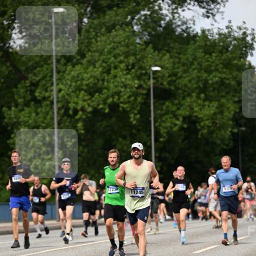 29.06.2025 - hella hamburg halbmarathon Dr. Thomas Lammeyer http://msf.ph/oto/8315050 29.06.2025 10:38:42 Kennedybrücke 1025, 1705, 2355, 2376, 2510, 2511, 2751, 2801, 3145, 3420, 3829, 4479, 4540, 4942, 5609, 6034, 6105, 6171, 6310, 6718, 6727, 6843, 7299, 7644, 8021, 8202, 8589, 8965, 9379, 9448, 9514, 10674, 11122, 11245 meine-sportfotos.de