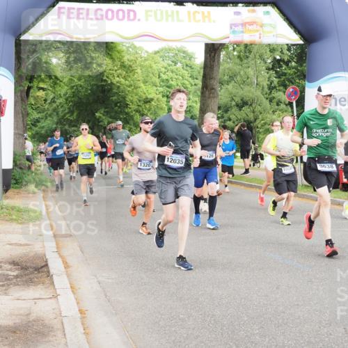 29.06.2025 - hella hamburg halbmarathon MichiJ http://msf.ph/oto/8315168 29.06.2025 10:36:31 Zwischen KM18-KM19 1537, 2516, 3976, 3985, 4183, 4185, 5024, 5460, 5705, 8302, 9126, 9638, 9649, 9965, 10053, 11467, 12035, 12840, 15519, 15917, 17127, 18350, 18598, 18873 meine-sportfotos.de