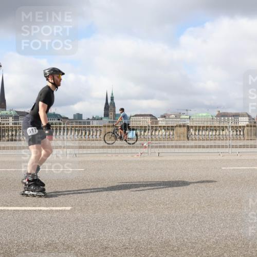 29.06.2025 - hella hamburg halbmarathon Lena Gebhardt http://msf.ph/oto/8315245 29.06.2025 09:07:31 Lombardsbrücke 517 meine-sportfotos.de