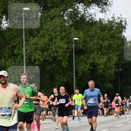 29.06.2025 - hella hamburg halbmarathon Dr. Thomas Lammeyer http://msf.ph/oto/8315284 29.06.2025 10:38:44 Kennedybrücke 1025, 1705, 2355, 2376, 2510, 2511, 2751, 2801, 3145, 3420, 3829, 4479, 4540, 4942, 5453, 5609, 6034, 6105, 6171, 6310, 6329, 6718, 6727, 6843, 7299, 7644, 8021, 8589, 8965, 9379, 9448, 9514, 10674, 11122, 11245 meine-sportfotos.de