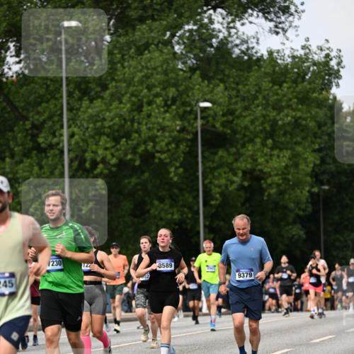 29.06.2025 - hella hamburg halbmarathon Dr. Thomas Lammeyer http://msf.ph/oto/8315312 29.06.2025 10:38:44 Kennedybrücke 1025, 1705, 2355, 2376, 2510, 2511, 2751, 2801, 3145, 3420, 3829, 4479, 4540, 4942, 5453, 5609, 6034, 6105, 6171, 6310, 6329, 6718, 6727, 6843, 7299, 7644, 8021, 8589, 8965, 9379, 9448, 9514, 10674, 11122, 11245 meine-sportfotos.de