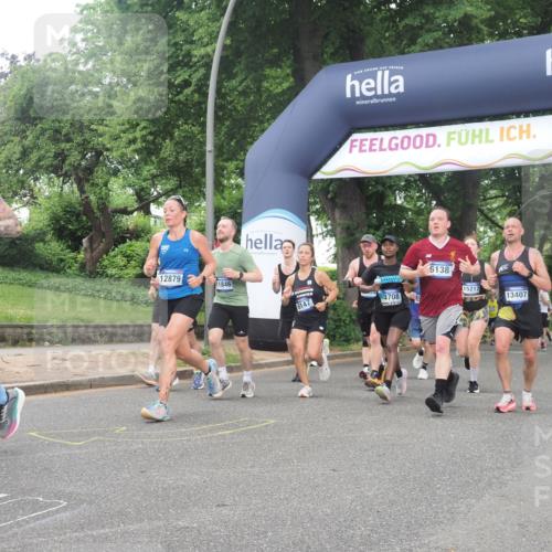 29.06.2025 - hella hamburg halbmarathon KatJ http://msf.ph/oto/8315497 29.06.2025 10:45:18 Zwischen KM18-KM19 1319, 4319, 4379, 4708, 4767, 5084, 6138, 6147, 6531, 8744 meine-sportfotos.de