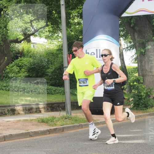 29.06.2025 - hella hamburg halbmarathon KatJ http://msf.ph/oto/8315513 29.06.2025 10:15:45 Zwischen KM18-KM19 4338, 8376 meine-sportfotos.de