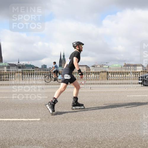 29.06.2025 - hella hamburg halbmarathon Lena Gebhardt http://msf.ph/oto/8315521 29.06.2025 09:07:31 Lombardsbrücke 517 meine-sportfotos.de