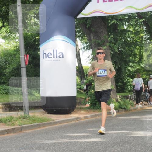 29.06.2025 - hella hamburg halbmarathon KatJ http://msf.ph/oto/8315820 29.06.2025 10:15:46 Zwischen KM18-KM19 2483, 4338, 8376 meine-sportfotos.de