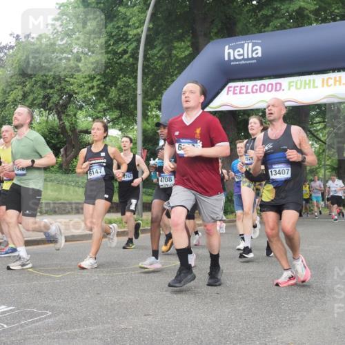 29.06.2025 - hella hamburg halbmarathon KatJ http://msf.ph/oto/8315856 29.06.2025 10:45:19 Zwischen KM18-KM19 1319, 4379, 4708, 4767, 5084, 6138, 6147, 6531, 8744 meine-sportfotos.de