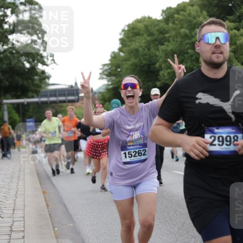 29.06.2025 - hella hamburg halbmarathon Jannik Wohlers http://msf.ph/oto/8316016 29.06.2025 10:38:51 Lombardsbrücke 1760, 1856, 1883, 2092, 2571, 2574, 2843, 2893, 2998, 3275, 3353, 3727, 4410, 4523, 4603, 4659, 4855, 4882, 6112, 6342, 6343, 6611, 7341, 7501, 7506, 7524, 7589, 7815, 8203, 8243, 8457, 9393, 9420, 9446, 9974, 9977, 10001, 10315, 10516, 10696, 10849, 11129, 11201, 11313, 11381, 11382, 11533, 11729, 12090, 12092, 12391, 12410, 12745, 13461, 13519, 14299, 14871, 14956, 15112, 15262, 15536, 15765, 16335, 16382, 16841, 16866, 16869, 16883, 16884, 17313, 17368, 17536 meine-sportfotos.de