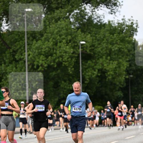 29.06.2025 - hella hamburg halbmarathon Dr. Thomas Lammeyer http://msf.ph/oto/8316099 29.06.2025 10:38:46 Kennedybrücke 2355, 2376, 2510, 2511, 2751, 2801, 3145, 3420, 3829, 4479, 4540, 4942, 5453, 5609, 6105, 6171, 6310, 6329, 6727, 6843, 7299, 7644, 8021, 8589, 8965, 9379, 9448, 9514, 10674, 11122, 11245 meine-sportfotos.de