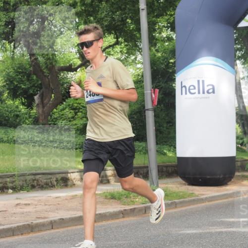 29.06.2025 - hella hamburg halbmarathon KatJ http://msf.ph/oto/8316156 29.06.2025 10:15:47 Zwischen KM18-KM19 2483, 4338, 8376 meine-sportfotos.de