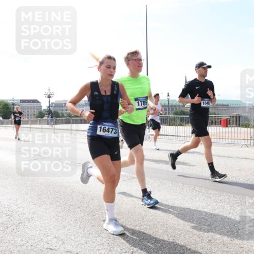 29.06.2025 - hella hamburg halbmarathon Lena Gebhardt http://msf.ph/oto/8316159 29.06.2025 10:12:36 Lombardsbrücke 8971, 16473, 1785, 18493, 1062, 1249, 1610, 1785, 1790, 1850, 1851, 1939, 2531, 2661, 2891, 2963, 2964, 3182, 3248, 3262, 3746, 4453, 4499, 4554, 5150, 5166, 5176, 5597, 5598, 6207, 6822, 6871, 6966, 7014, 7474, 7907, 8917, 8971, 9253, 9254, 9405, 9705, 10581, 10685, 11025, 11509, 12456, 13566, 13816, 14060, 14313, 14540, 14863, 14868, 14869, 15012, 15369, 16379, 16473, 16826, 16911, 17061, 17994, 18178, 18429, 18493 meine-sportfotos.de