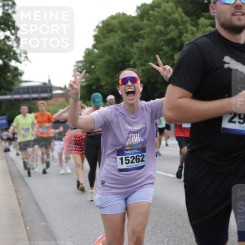29.06.2025 - hella hamburg halbmarathon Jannik Wohlers http://msf.ph/oto/8316194 29.06.2025 10:38:51 Lombardsbrücke 1760, 1856, 1883, 2092, 2571, 2574, 2843, 2893, 2998, 3275, 3353, 3727, 4410, 4523, 4603, 4659, 4855, 4882, 6112, 6342, 6343, 6611, 7341, 7501, 7506, 7524, 7589, 7815, 8203, 8243, 8457, 9393, 9420, 9446, 9974, 9977, 10001, 10315, 10516, 10696, 10849, 11129, 11201, 11313, 11381, 11382, 11533, 11729, 12090, 12092, 12391, 12410, 12745, 13461, 13519, 14299, 14871, 14956, 15112, 15262, 15536, 15765, 16335, 16382, 16841, 16866, 16869, 16883, 16884, 17313, 17368, 17536 meine-sportfotos.de